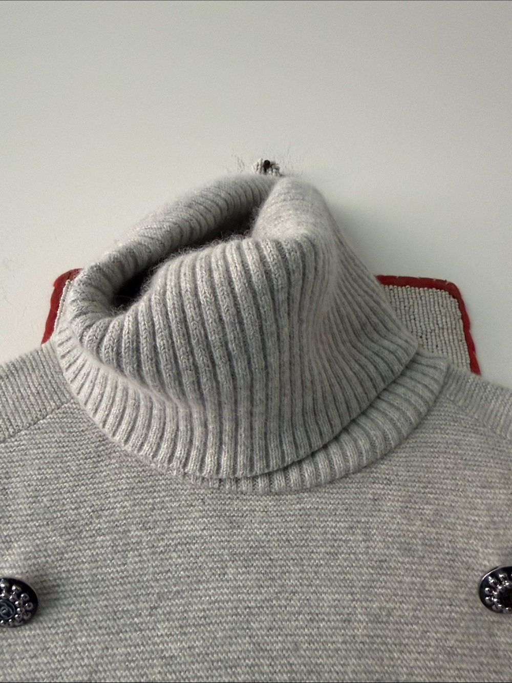 “CHANEL” Stunning Vintage Cashmere Dress - Picture 5 of 10